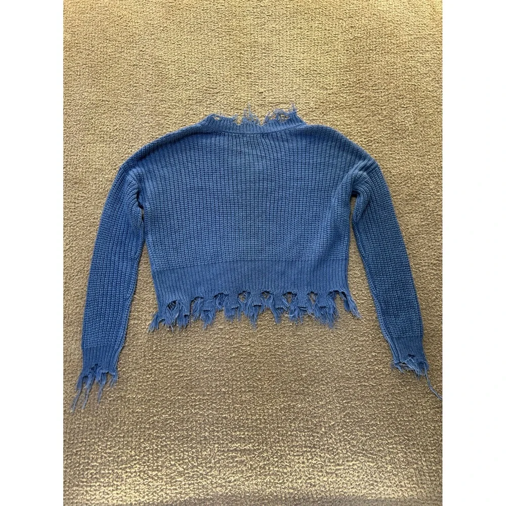 Full Circle Trends Blue Distressed Cropped Cable Knit Sweater V-Neck Small